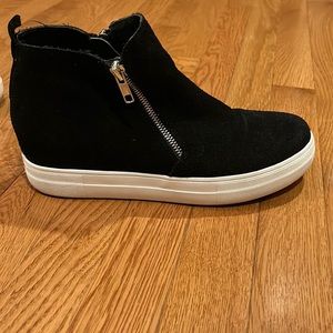 Steve Madden Suede Black Zip-up Wedge Booties